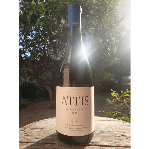 Attis Lías Finas 2025